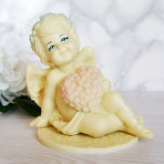 Шоколадная фигурка «Ангел «Сердце из роз» (11,5 см, 285 гр.)