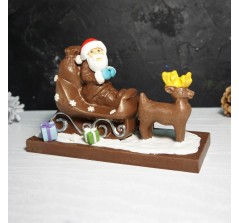 Шоколадная фигурка «Дед Мороз на санях» (18 см, 600 гр.)